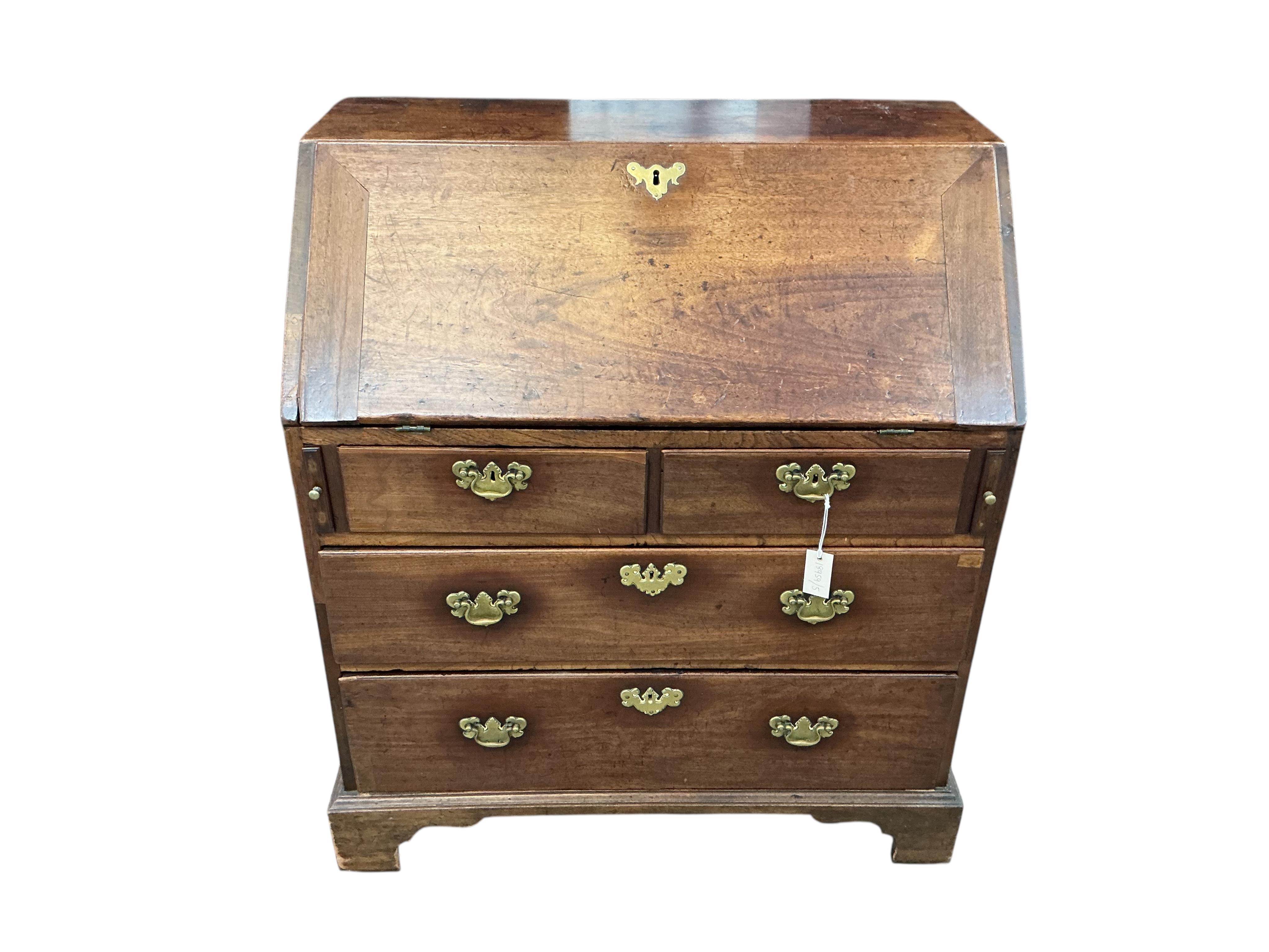 A George III mahogany bureau, width 91cm, depth 51cm, height 104cm